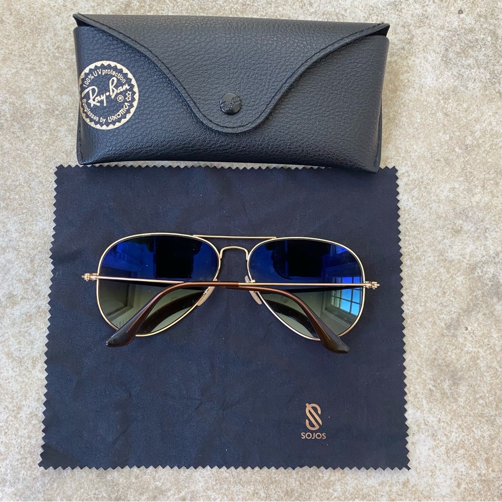 Ray-Ban Women’s Aviator Sunglasses - Gold Frame, Brown Lenses, Pre-Owned + Case